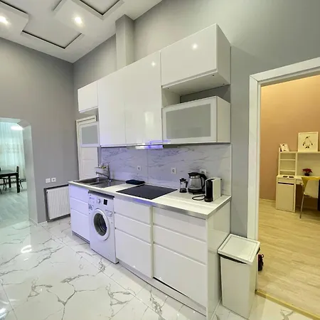 Sapphire - 5 Rooms, 2 Bathrooms 부다페스트