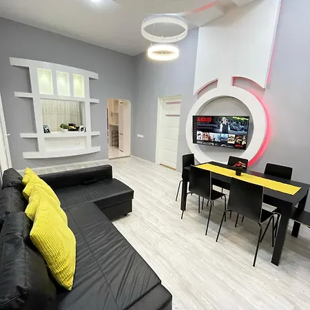 Sapphire - 5 Rooms, 2 Bathrooms 아파트 부다페스트